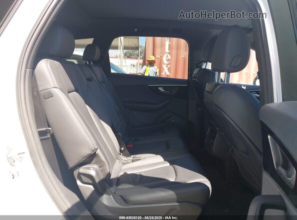 WA1ACBF76PD015188 2023 AUDI Q7 White 