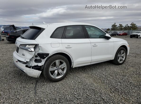 WA1ANAFY8J2204375 2018 AUDI Q5 White 