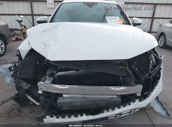 WA1B4AFY2P2031324 2023 AUDI SQ5 White Vista del salpicadero