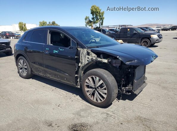 WA1BCBFZ1PP018021 2023 AUDI Q4 Black Przód prawy