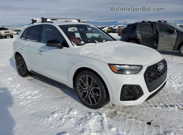WA1C4AFY4M2026562 2021 AUDI SQ5 White Front right