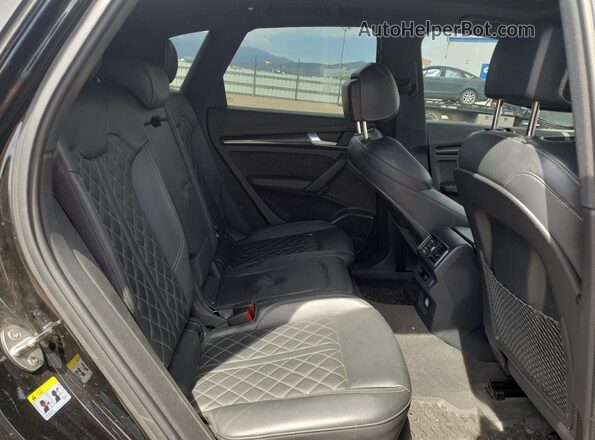 WA1C4AFYXJ2021636 2018 AUDI SQ5 Черный 