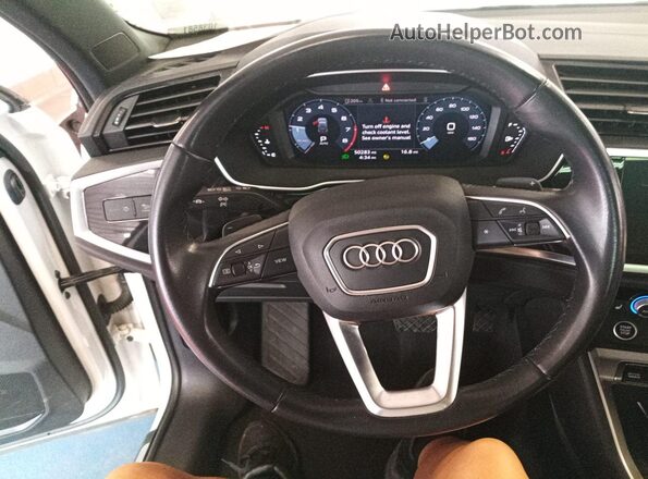 WA1DECF30P1101625 2023 AUDI Q3  Vista tres cuartos delantera izquierda