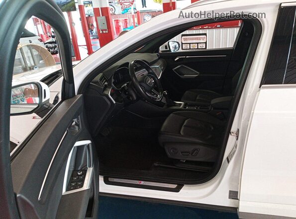 WA1DECF30P1101625 2023 AUDI Q3  