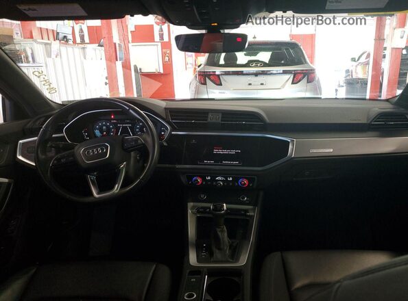 WA1DECF31P1112505 2023 AUDI Q3  360 interior view