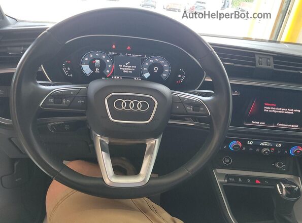 WA1DECF32P1106602 2023 AUDI Q3  Widok z tyłu