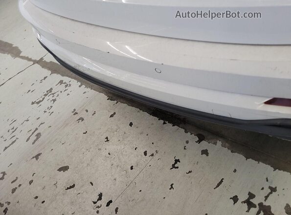 WA1DECF32P1106602 2023 AUDI Q3  Widok wnętrza z tyłu