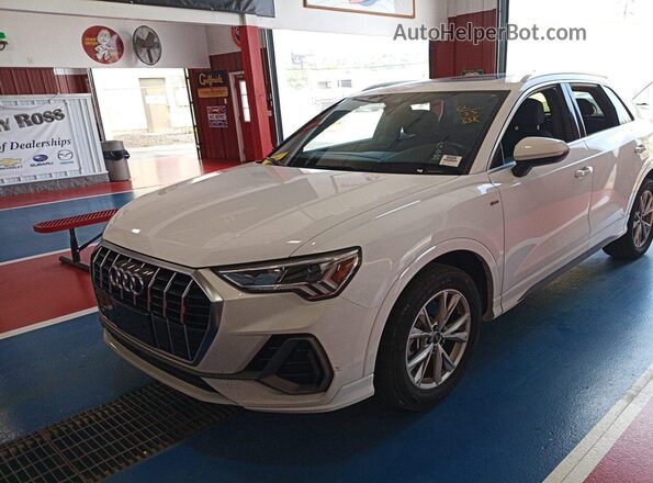 WA1DECF32P1112769 2023 AUDI Q3  
