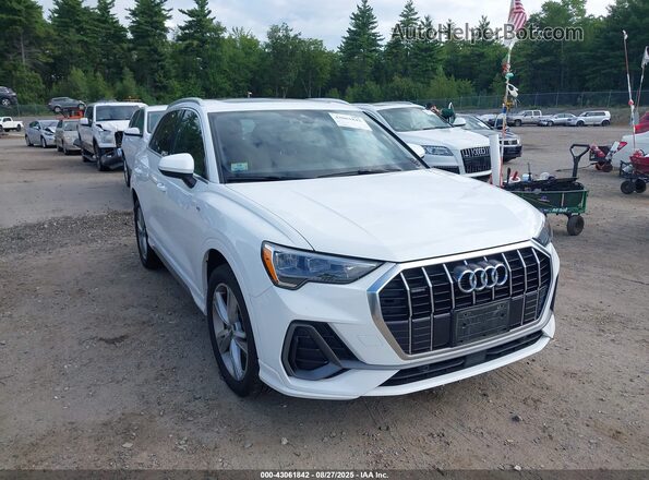 WA1DECF33K1083324 2019 AUDI Q3 White წინა ხედი