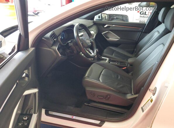 WA1DECF33P1106866 2023 AUDI Q3  Հետևի նստատեղերի տեսք