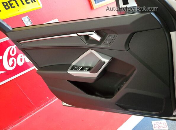 WA1DECF33P1106866 2023 AUDI Q3  Սալոնի դիմացի տեսք
