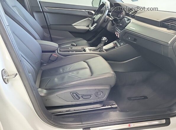 WA1DECF33P1107032 2023 AUDI Q3  
