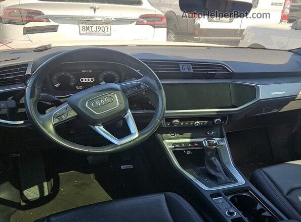 WA1DECF33P1107032 2023 AUDI Q3  