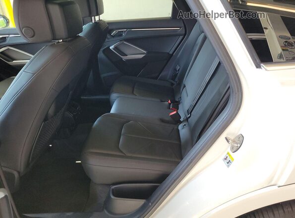 WA1DECF36P1106120 2023 AUDI Q3  