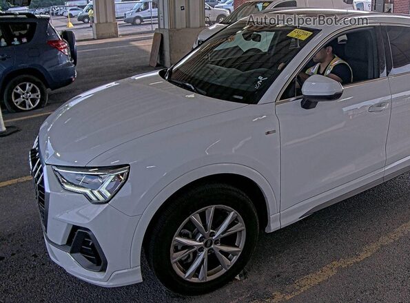 WA1DECF36P1111124 2023 AUDI Q3  