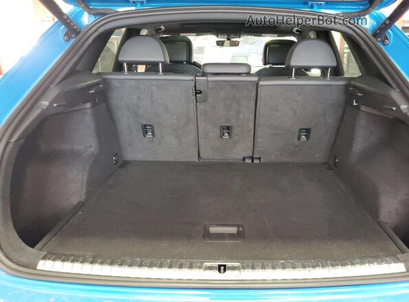 WA1DECF38P1109231 2023 AUDI Q3  Widok naklejki z numerem VIN