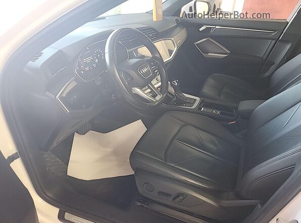 WA1DECF39P1106922 2023 AUDI Q3  