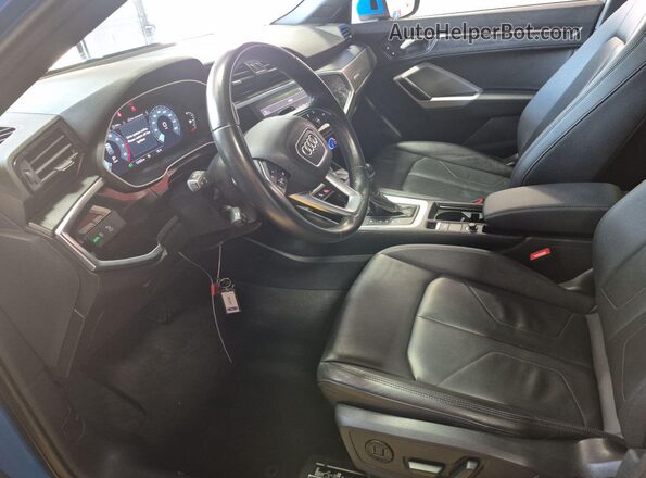 WA1DECF3XP1106153 2023 AUDI Q3  Vista del salpicadero