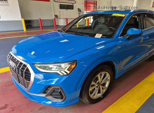 WA1DECF3XP1106153 2023 AUDI Q3  Vista de la etiqueta del VIN