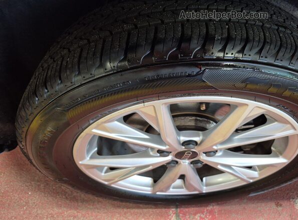WA1DECF3XP1106153 2023 AUDI Q3  Vista del compartimento del motor