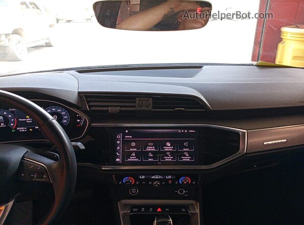 WA1DECF3XP1113121 2023 AUDI Q3  უკანა სალონის ხედი