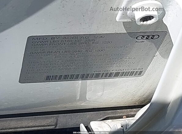 WA1EECF32M1073598 2021 AUDI Q3 White ძრავის განყოფილების ხედი