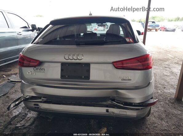 WA1JCCFS2JR014351 2018 AUDI Q3 Silver 