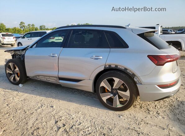WA1LABGE1NB002482 2022 AUDI E-TRON Серебряный 