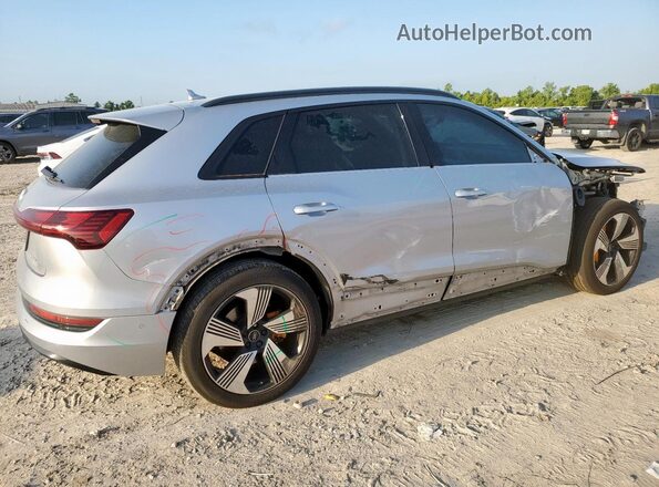 WA1LABGE1NB002482 2022 AUDI E-TRON Серебряный 