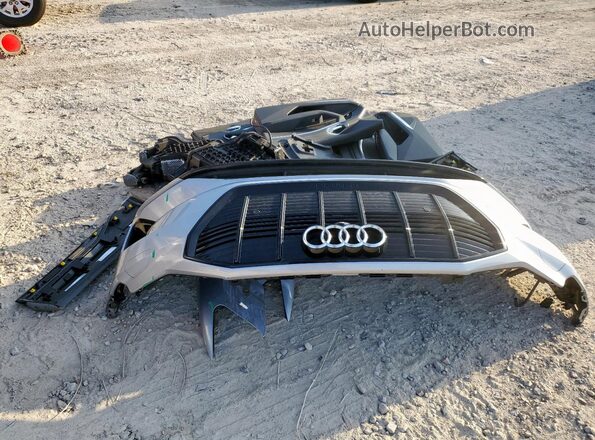 WA1LABGE1NB002482 2022 AUDI E-TRON Серебряный 