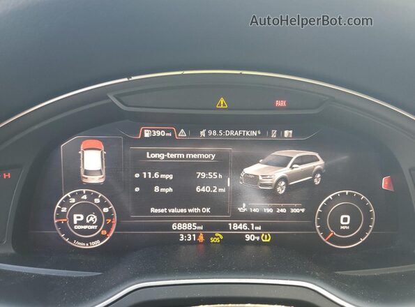 WA1LHAF7XJD030014 2018 AUDI Q7 White 