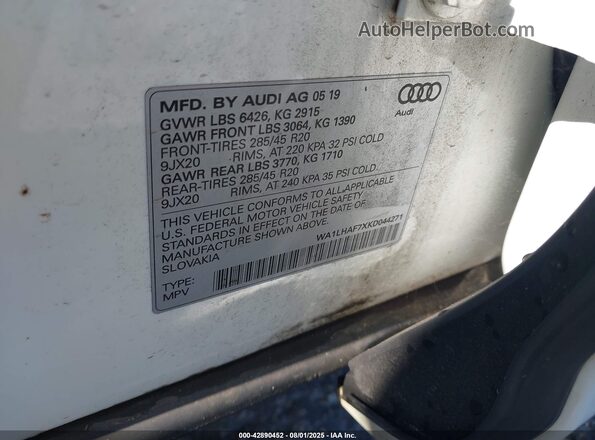 WA1LHAF7XKD044271 2019 AUDI Q7 White 
