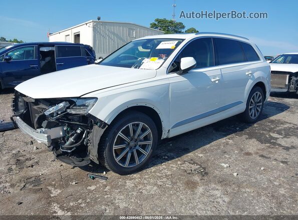 WA1LHAF7XKD044271 2019 AUDI Q7 White 
