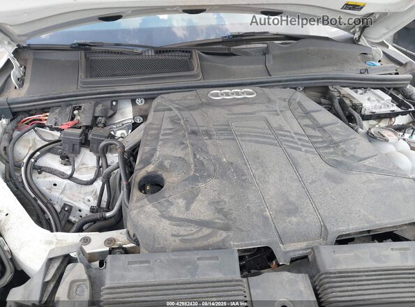 WA1LJAF7XMD025601 2021 AUDI Q7 White უკანა ხედი