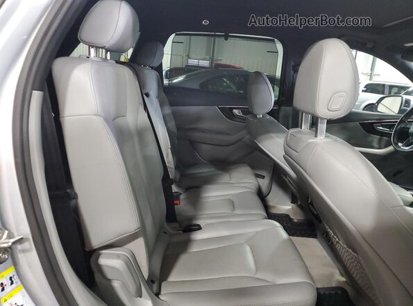 WA1VAAF71JD018900 2018 AUDI Q7 Silver 