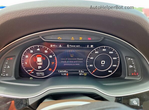 WA1VAAF77JD010946 2018 AUDI Q7 White 