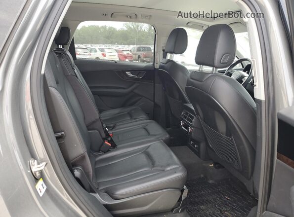 WA1VAAF79JD027571 2018 AUDI Q7 Gray 