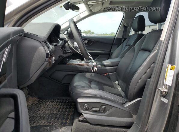 WA1VAAF79JD027571 2018 AUDI Q7 Gray 