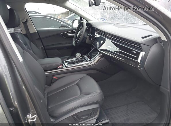 WA1VXBF75PD026785 2023 AUDI Q7 Gray წინა სალონის ხედი