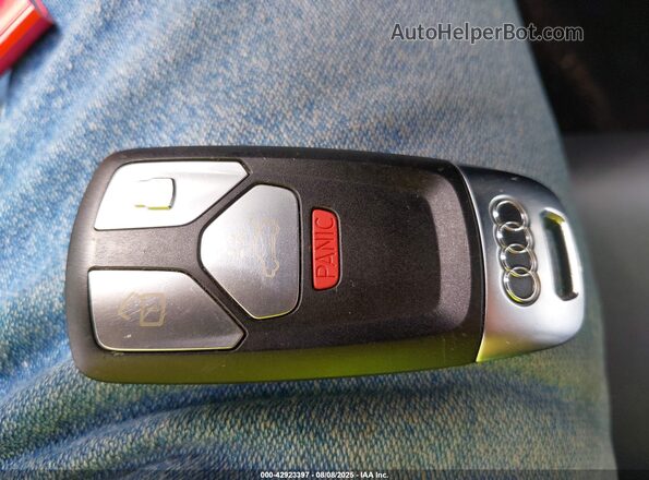 WAUEAAF47PN002311 2023 AUDI OTHER White Dashboard view