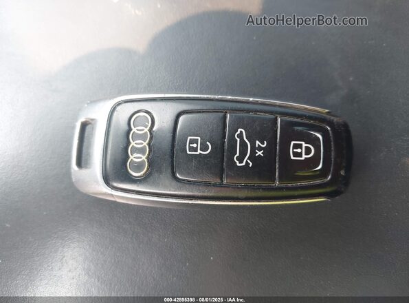 WAUFFAF26LN026677 2020 AUDI S6 Gray Vista del salpicadero