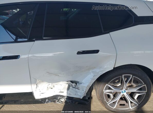 WB523CF04PCL61745 2023 BMW IX White Դիմացի տեսք