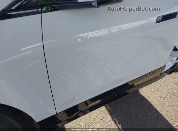 WB523CF04PCL61745 2023 BMW IX White 