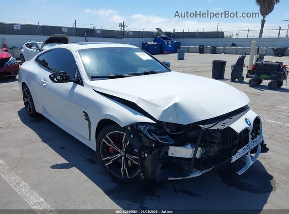 WBA13AR00MCF19218 2021 BMW M4 White 