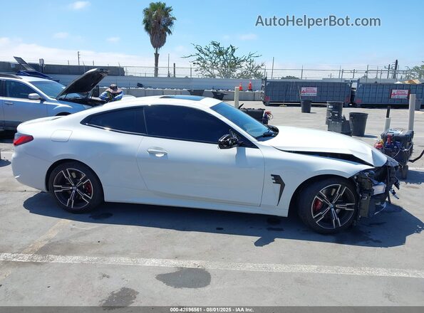 WBA13AR00MCF19218 2021 BMW M4 White 