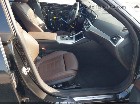 WBA13AW05PFP02201 2023 BMW OTHER Black წინა სალონის ხედი