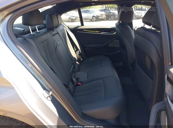 WBA13BJ09MWW96492 2021 BMW 5 SERIES Серый Вид наклейки с VIN-кодом
