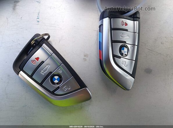 WBA13BK01NCL02680 2022 BMW M5 Black 