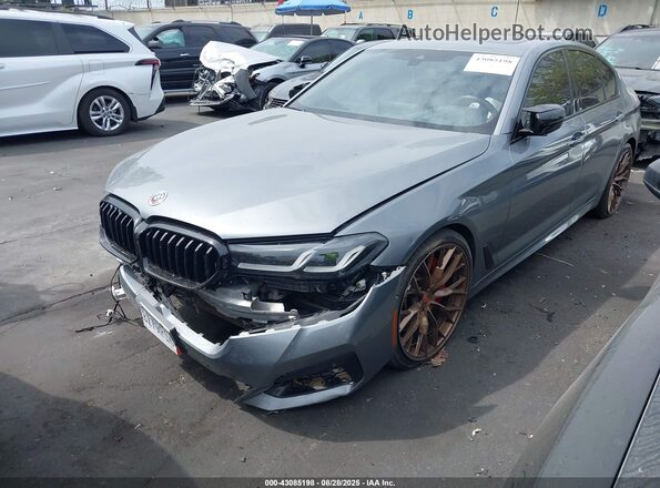 WBA13BK02PCM10258 2023 BMW M5 Gray წინა მარცხენა ხედი სამი მეოთხედიდან