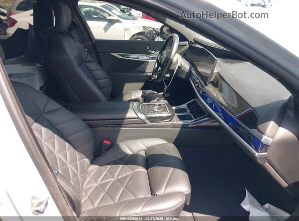 WBA23EH04RCR00071 2024 BMW 7 SERIES Gray 
